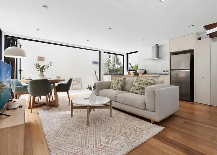 Relaxed Beachside Townhouse