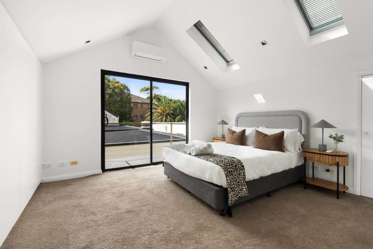 Relaxed Beachside Townhouse Apartment